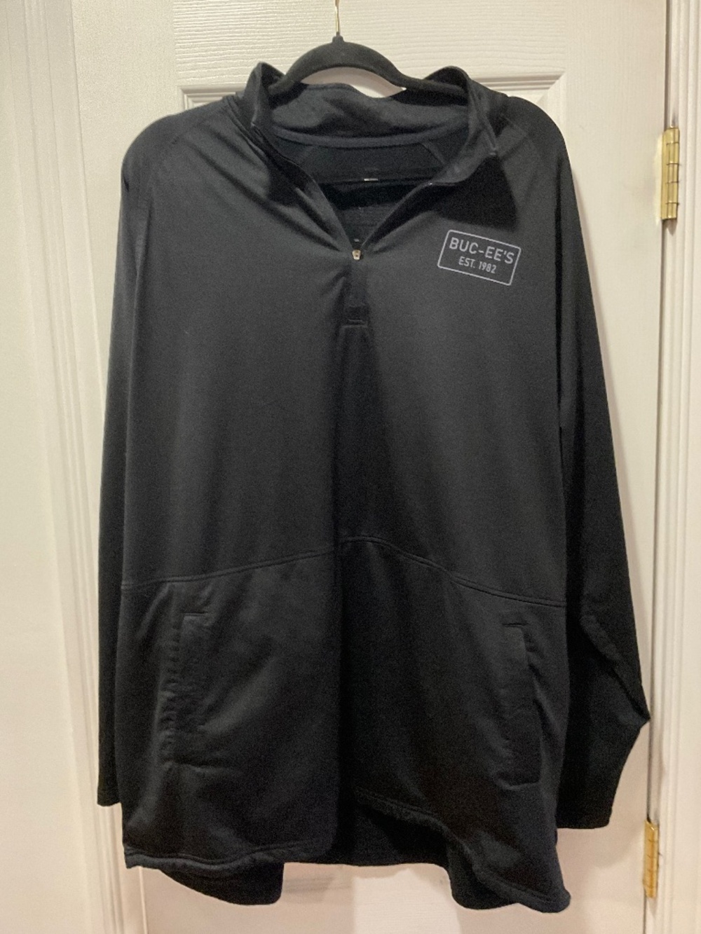 Buc-ee’s Black Perforamnce Quarter Zip Pullover Logo Jacket Size: 3XL Pre Owned